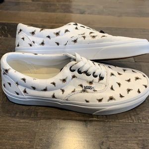Vans checkerboard bee sneakers Off the Wall